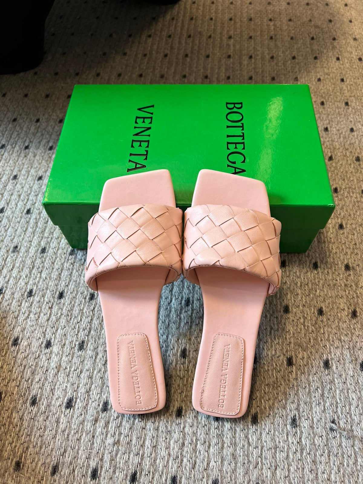 Bottega Veneta Black & Green Slides EU 35-41 Edition 4 - detail image 9