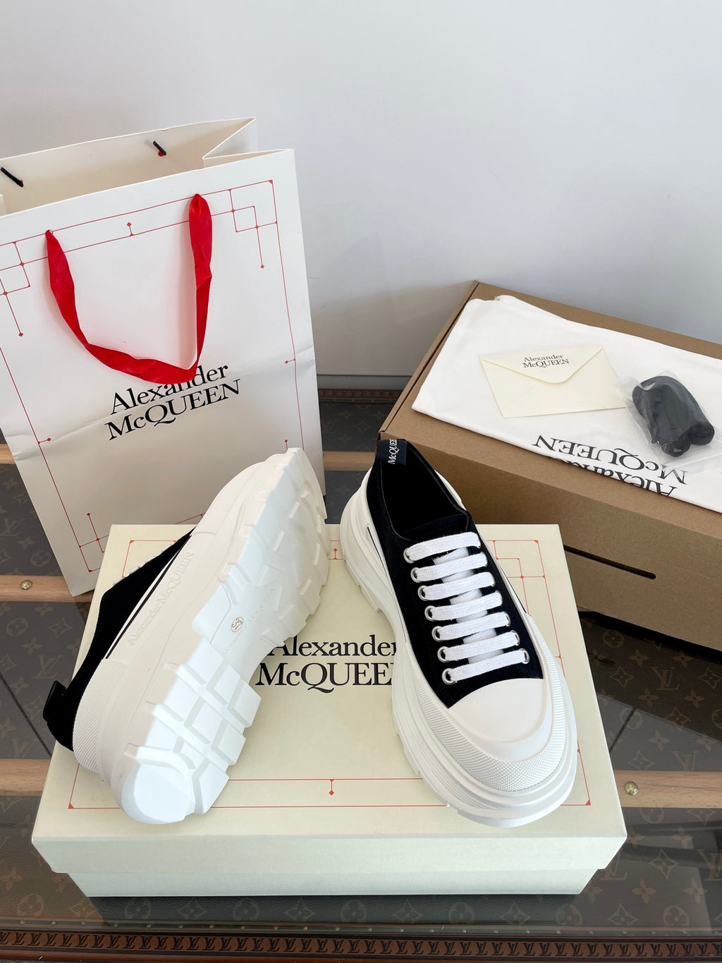 Alexander McQueen Black Designer Shoes Edition 3 - detail image 8