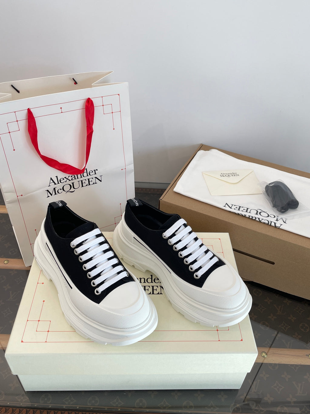 Alexander McQueen Black Designer Shoes Edition 3 - detail image 2