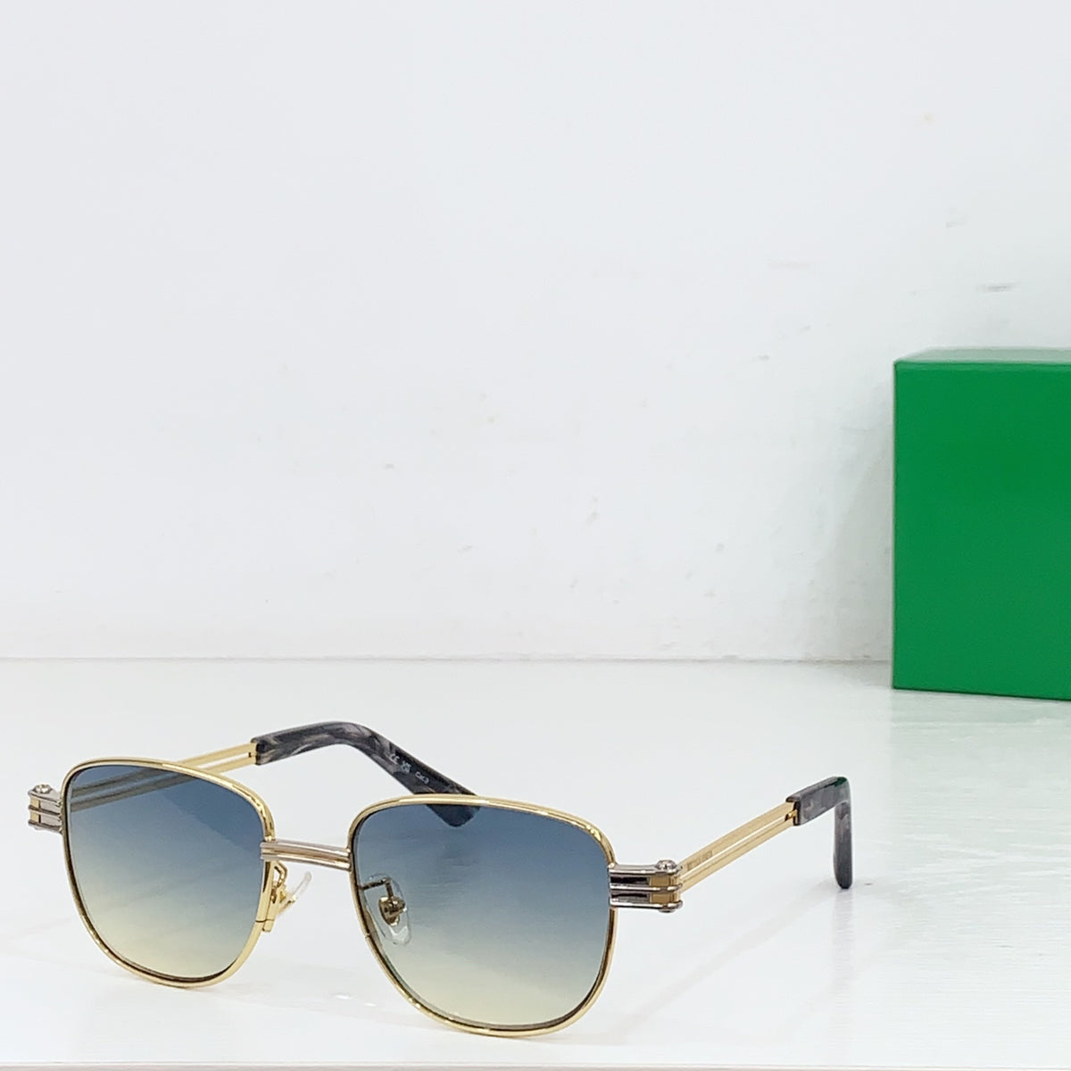 Bottega Veneta BV1380S Green Designer Sunglasses