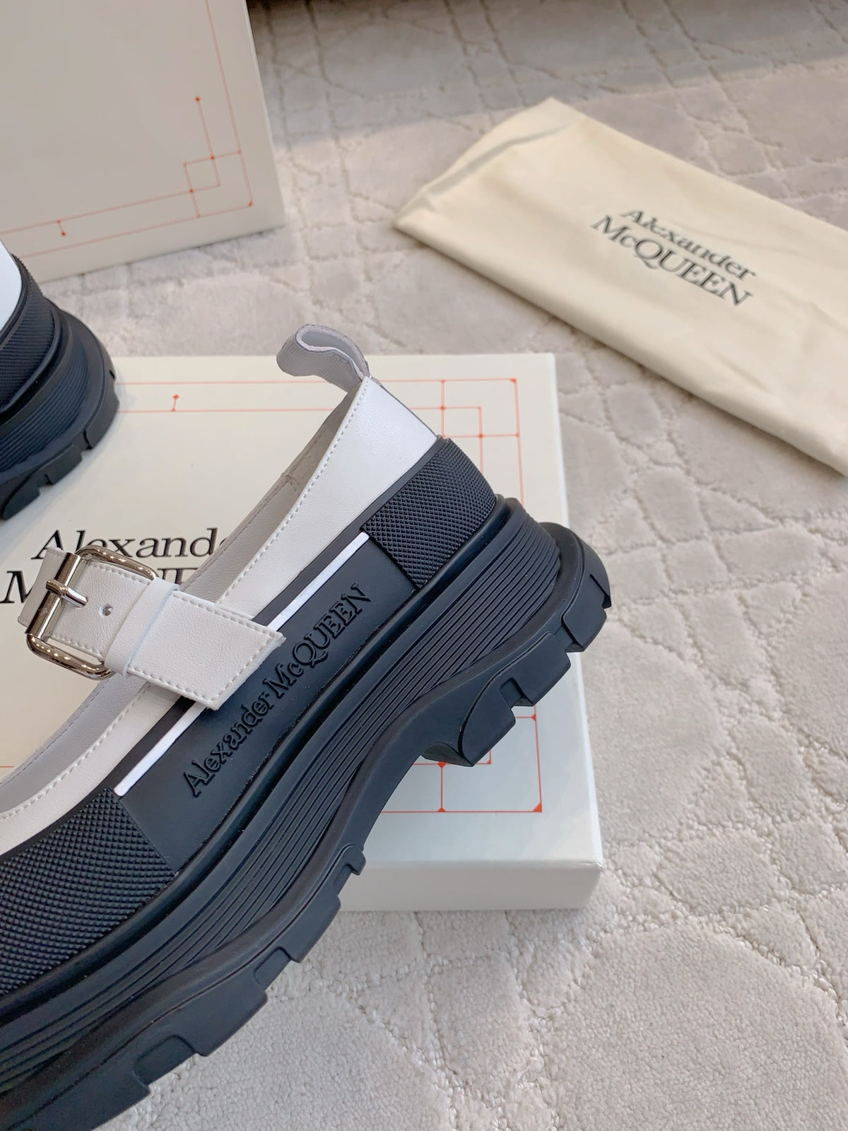 Alexander McQueen Black Designer Shoes EU 35-39 Edition 22 - detail image 7