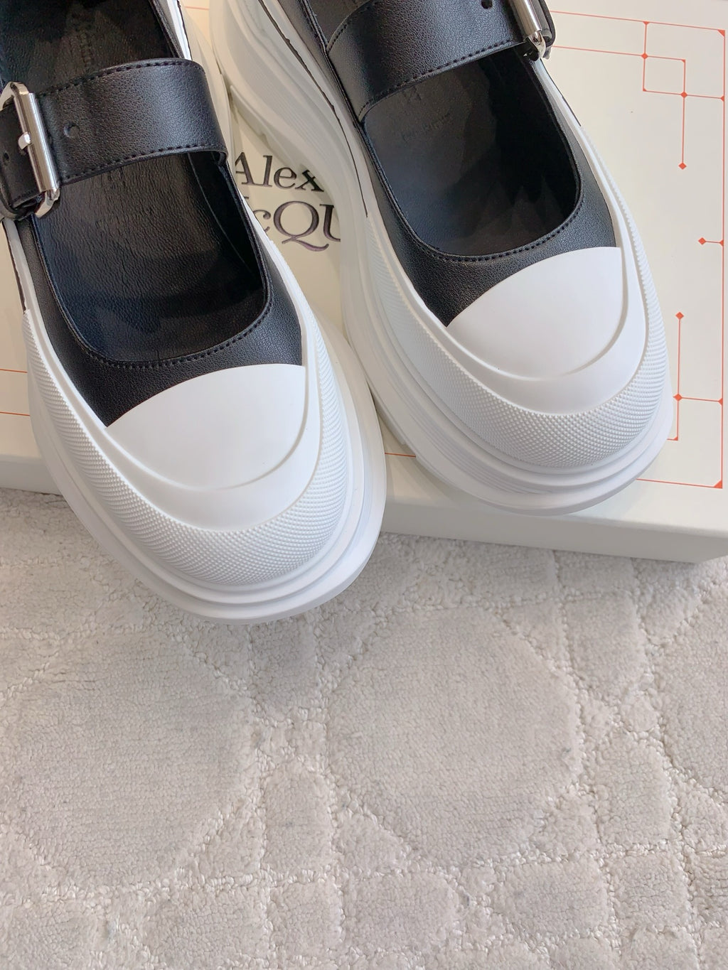 Alexander McQueen Black Designer Shoes EU 35-39 Edition 21 - detail image 5