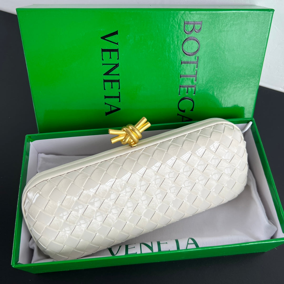 Bottega Veneta White Designer Handbag Edition 2
