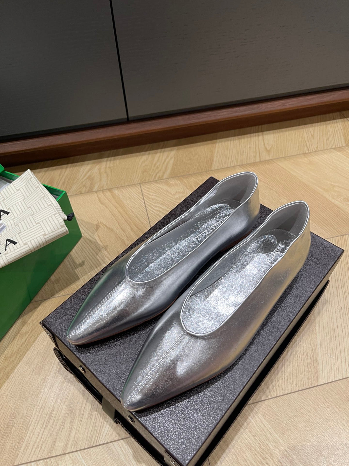 Bottega Veneta SOFIA2025 Black & Brown Designer Shoes EU 35-40