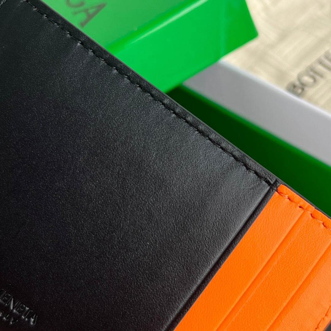 Bottega Veneta Black & Green Card Holder Edition 3 - detail image 8
