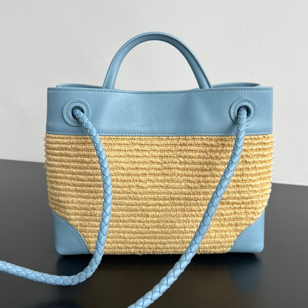 Bottega Veneta Gold & Blue Designer Handbag - detail image 3