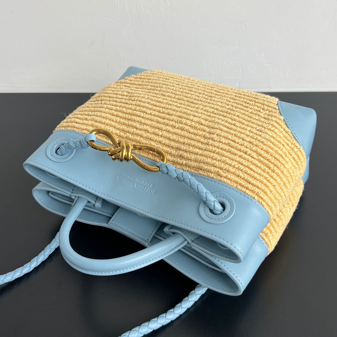 Bottega Veneta Gold & Blue Designer Handbag - detail image 5
