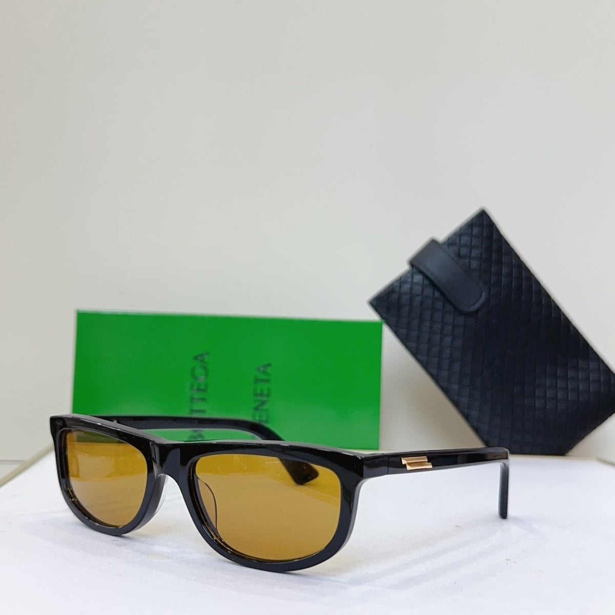 Bottega Veneta BV1327S Black & Green Designer Sunglasses 58-17-125 mm - detail image 6
