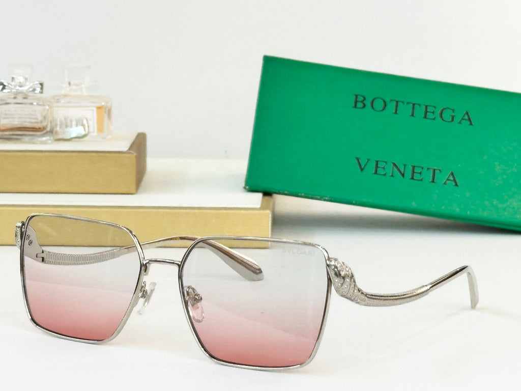 Bottega Veneta BV1427LU Green & Gold Designer Sunglasses 61-17-138 mm - detail image 4