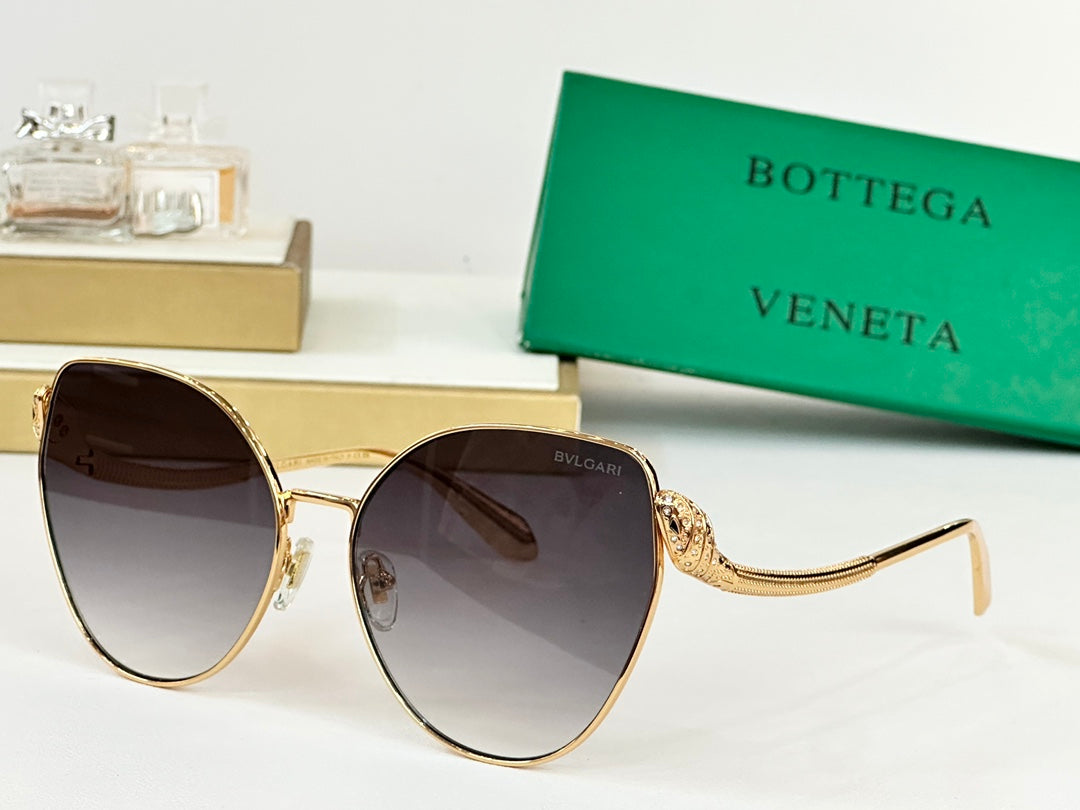 Bottega Veneta BV40010U Green Designer Sunglasses 61-16-138 mm