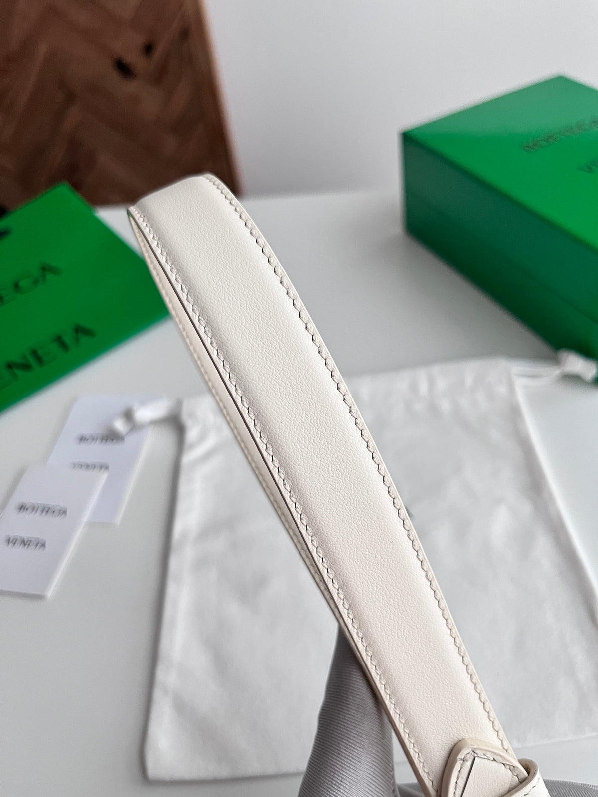 Bottega Veneta 836927V4R451019 Silver & Green Designer Watch Edition 2 - detail image 6