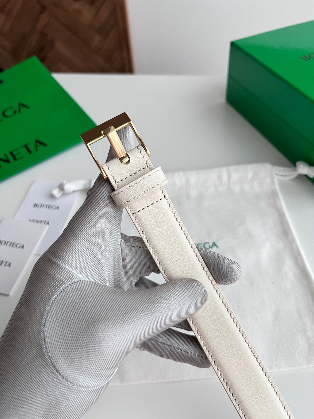 Bottega Veneta 836927V4R451019 Silver & Green Designer Watch - detail image 5