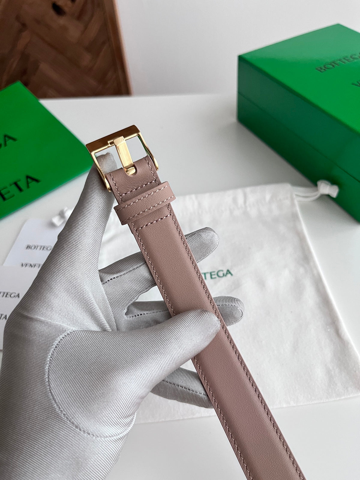 Bottega Veneta 836927V4R451019 Silver & Green Designer Watch Edition 5 - detail image 5