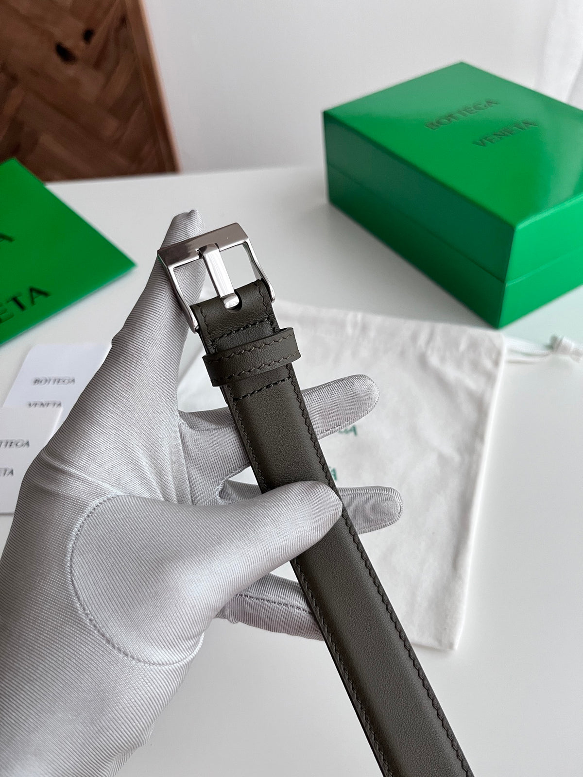 Bottega Veneta 836927V4R451019 Silver & Green Designer Watch Edition 4 - detail image 5