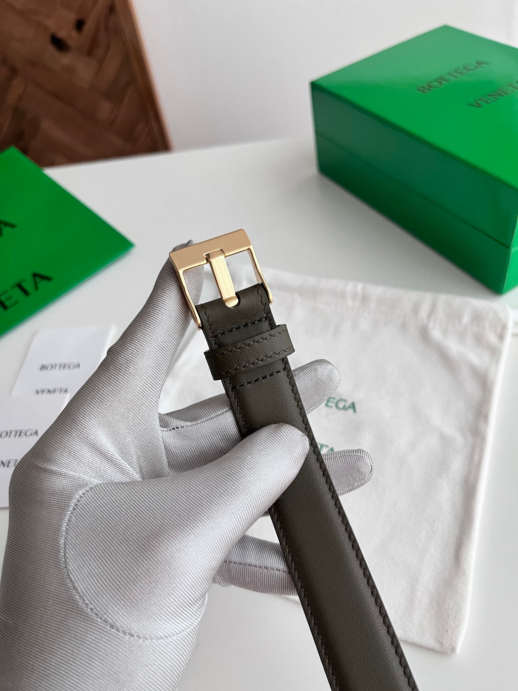 Bottega Veneta 836927V4R451019 Silver & Green Designer Watch Edition 3 - detail image 5