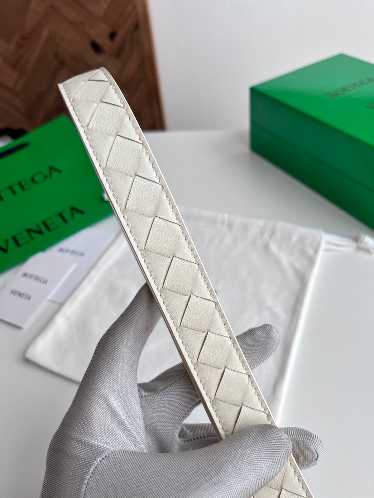 Bottega Veneta BV2025 Silver & Green Designer Watch Edition 3 - detail image 5