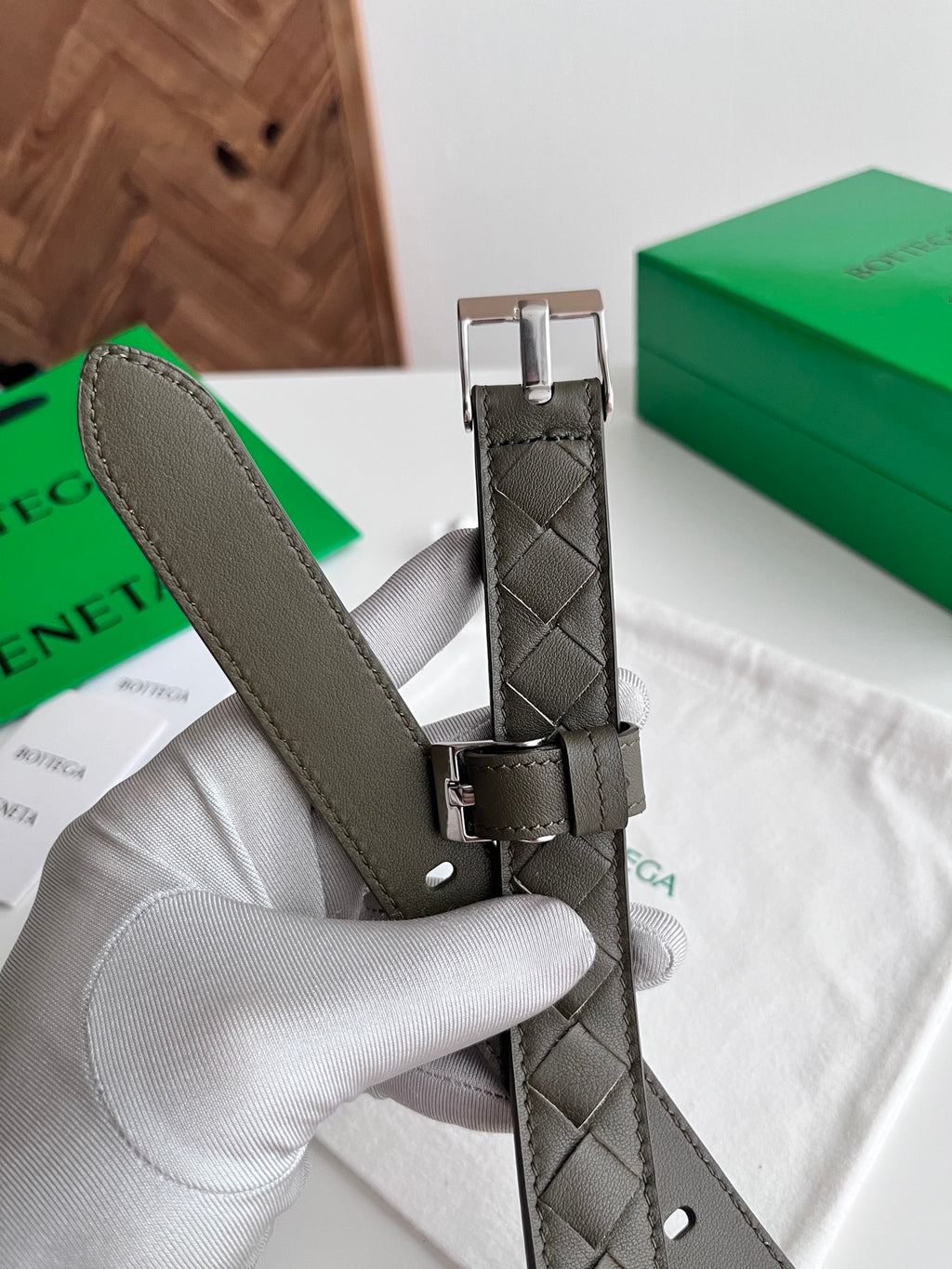 Bottega Veneta BV2025 Silver & Green Designer Watch Edition 2 - detail image 4