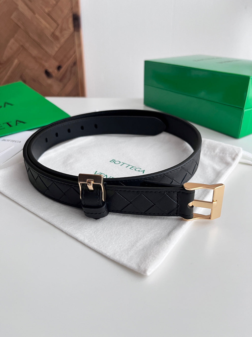 Bottega Veneta BV2025 Black Designer Watch