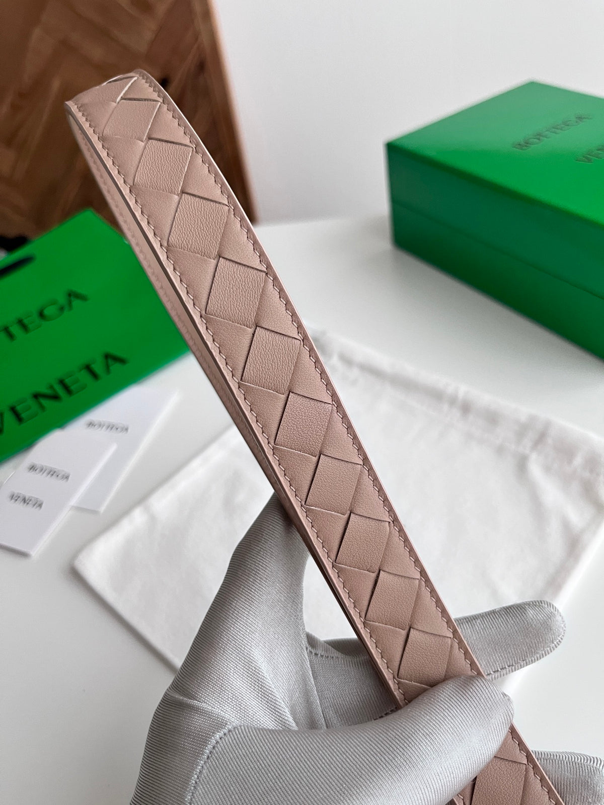 Bottega Veneta BV2025 Pink Designer Watch Edition 2 - detail image 5