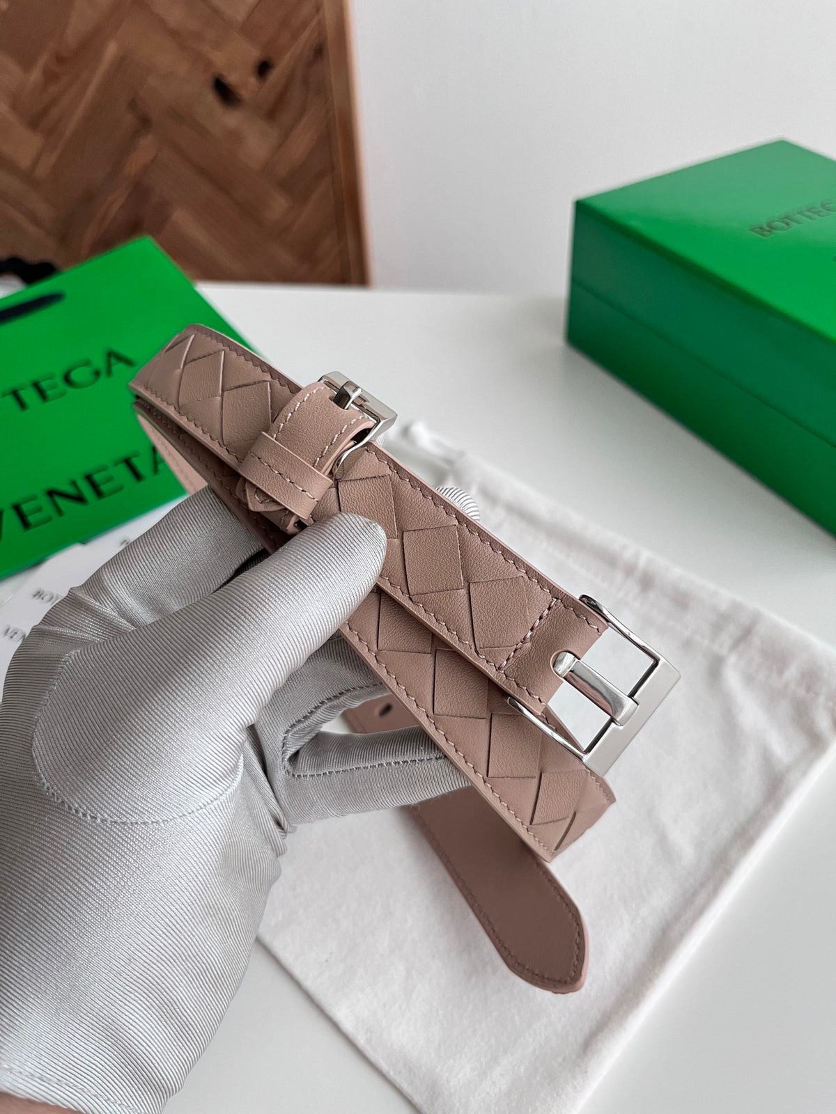 Bottega Veneta BV2025 Pink Designer Watch Edition 2 - detail image 2