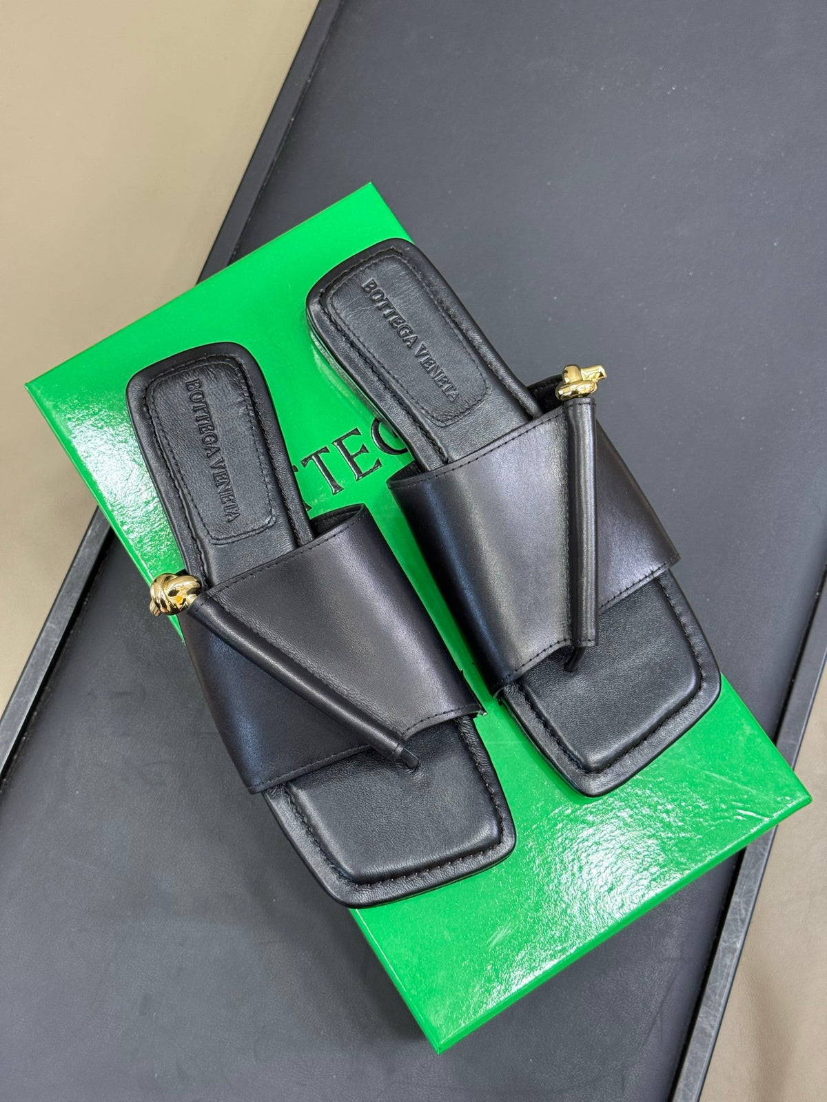 Bottega Veneta Green Slides EU 35-41 Edition 2 - detail image 3