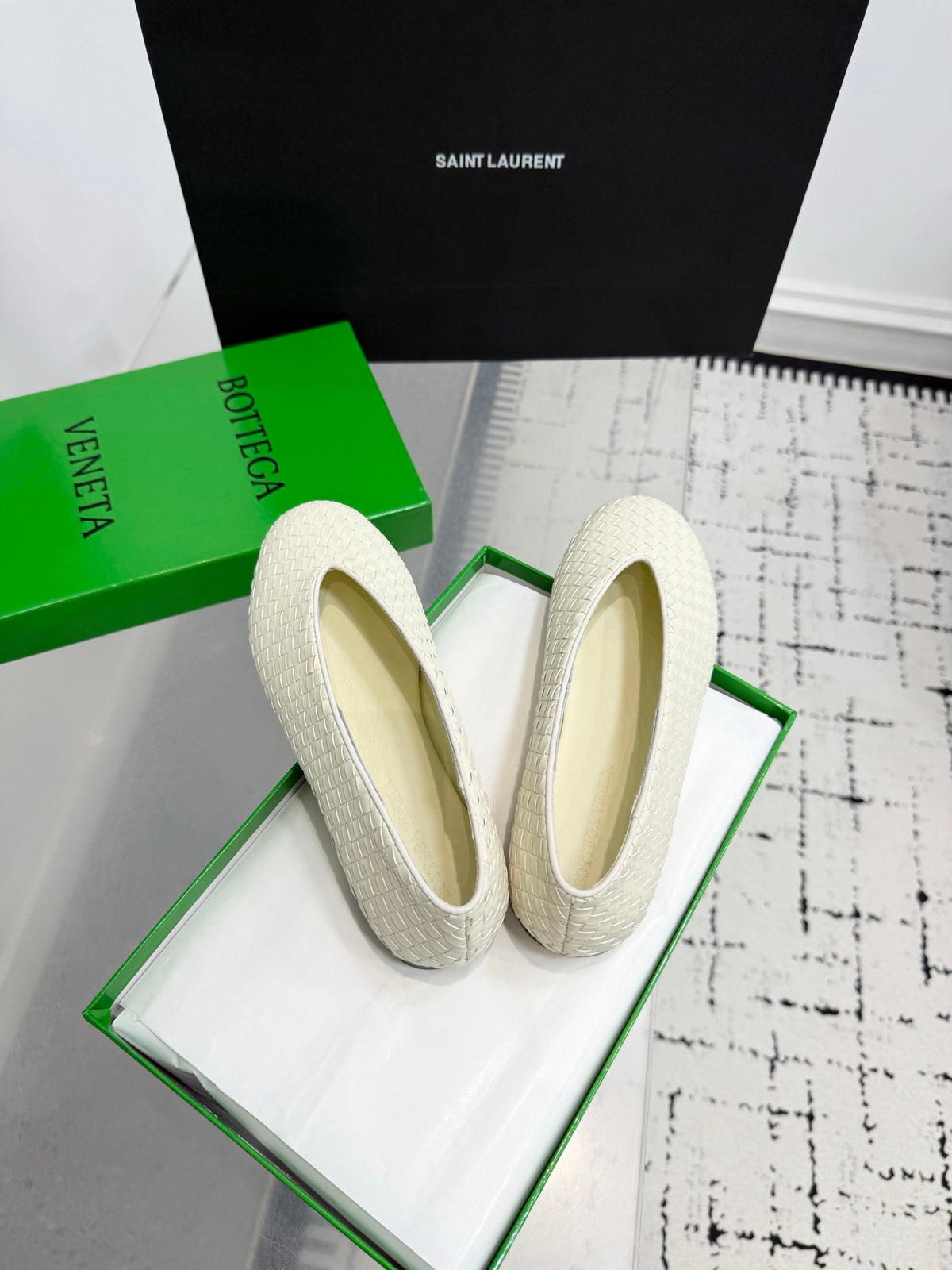 Bottega Veneta 40.41.42 Black & Green Ballet Flats EU 35-42 Edition 3 - detail image 4