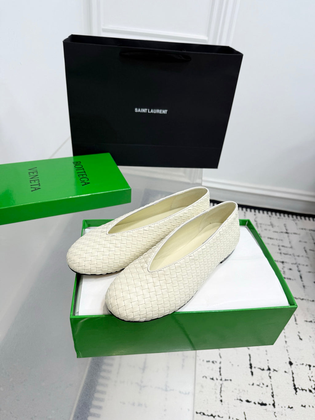 Bottega Veneta 40.41.42 Black & Green Ballet Flats EU 35-42 Edition 3 - detail image 3