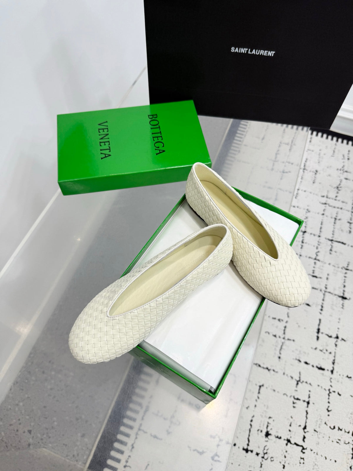 Bottega Veneta 40.41.42 Black & Green Ballet Flats EU 35-42 Edition 3 - detail image 5