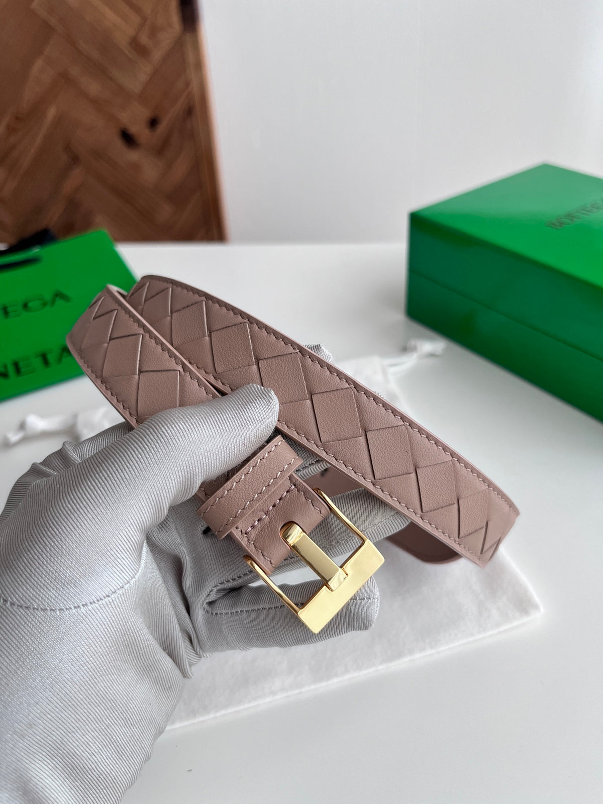 Bottega Veneta 799048V4R439104 Pink Designer Watch - detail image 2
