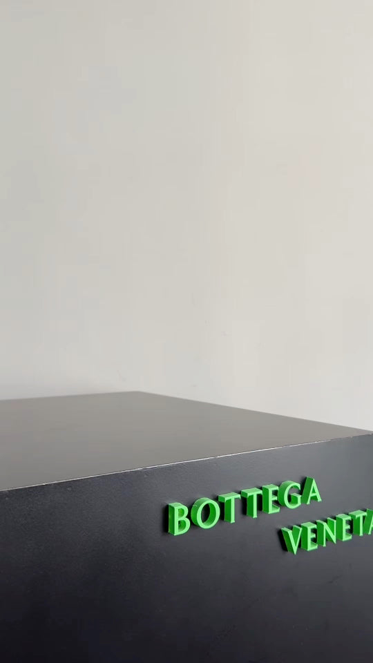 Bottega Veneta Black Designer Handbag Edition 398