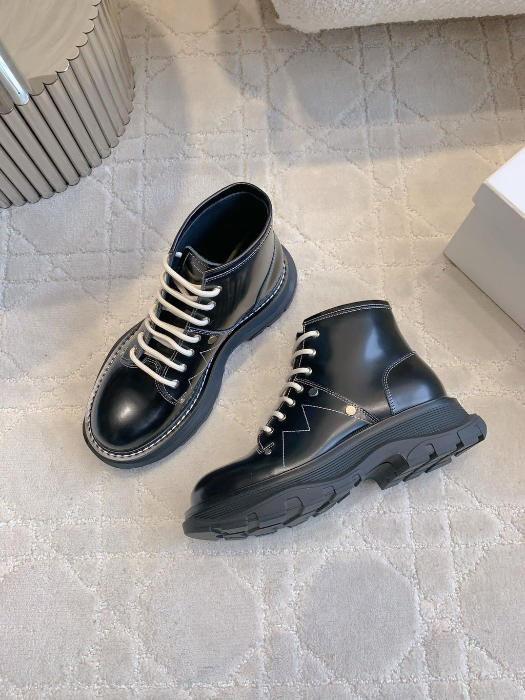 Alexander McQueen Black Designer Shoes EU 35-39 Edition 4 - detail image 4