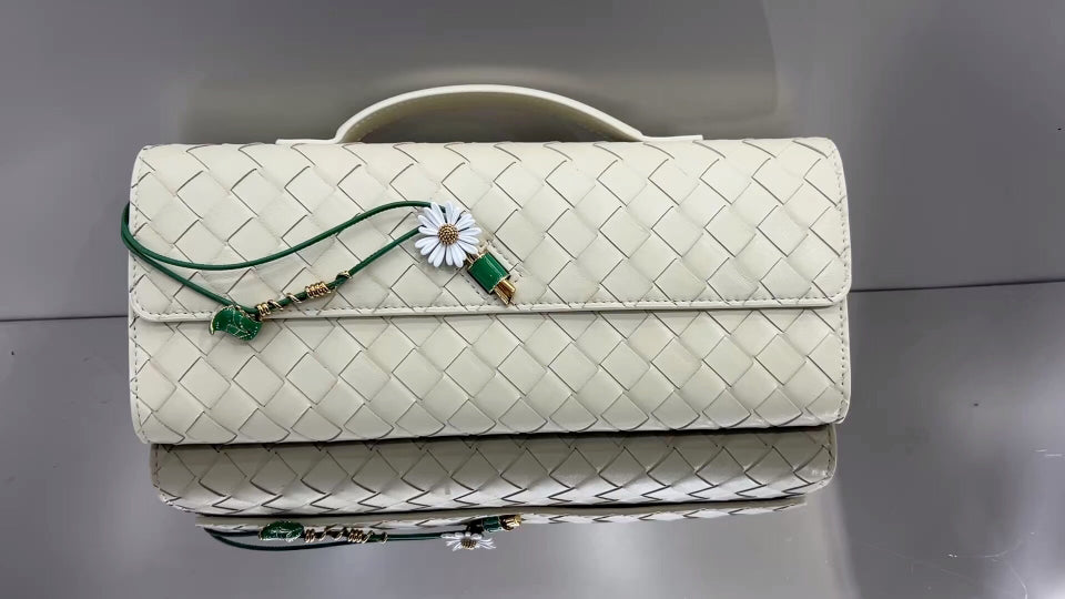 Bottega Veneta Multicolor Designer Handbag Edition 22