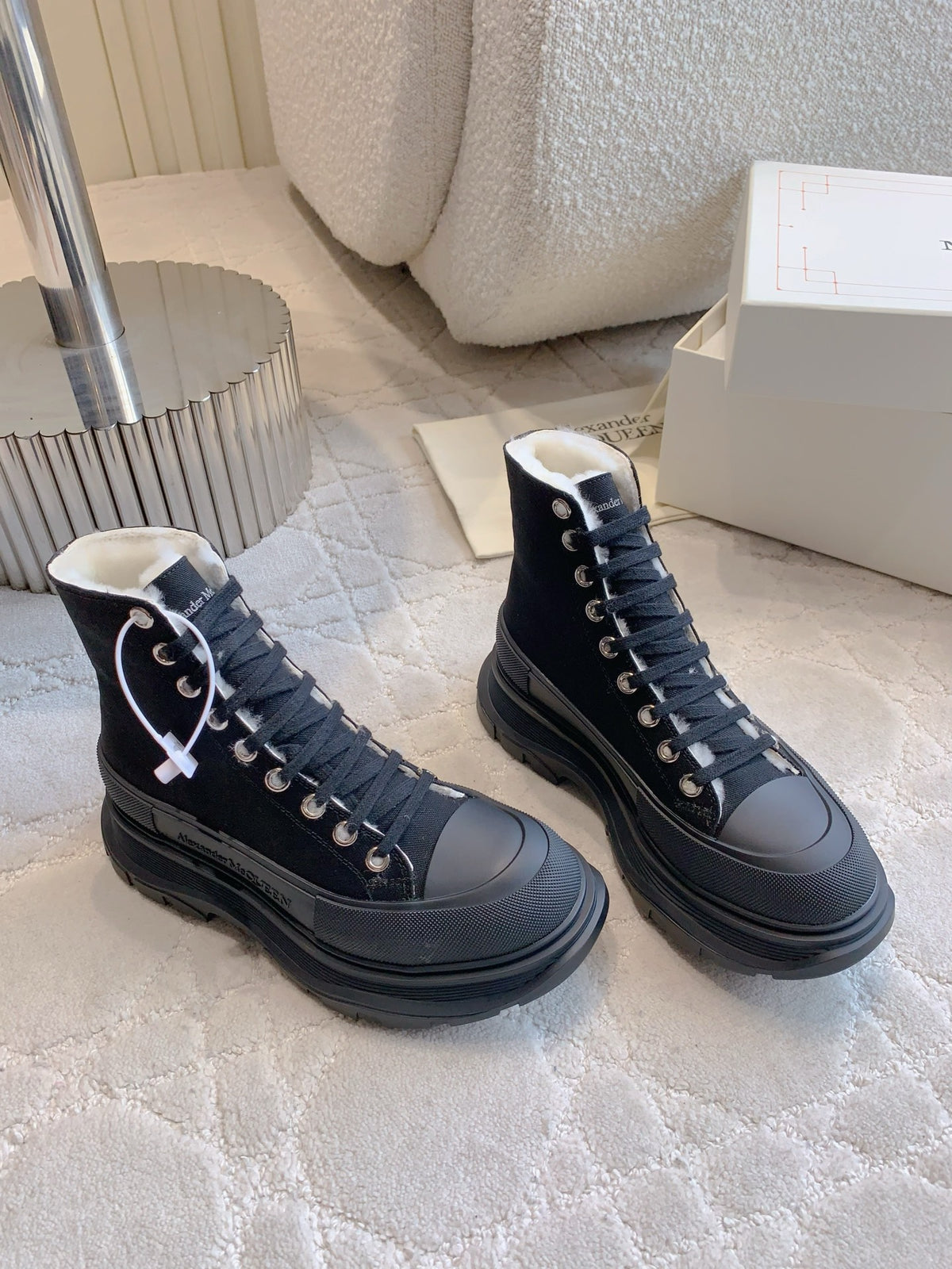 Alexander McQueen Black Boots EU 35-39 Edition 5 - detail image 3