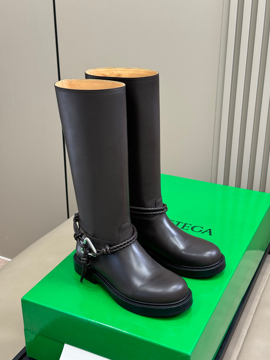 Bottega Veneta Black & Green Designer Shoes EU 35-41 Edition 8 - detail image 2