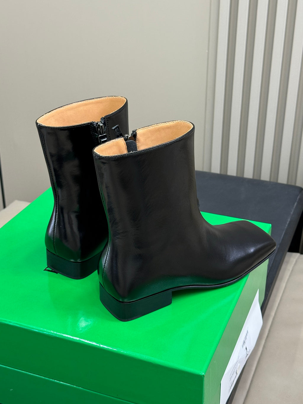 Bottega Veneta Black & Green Designer Shoes EU 35-45 Edition 6 - detail image 3