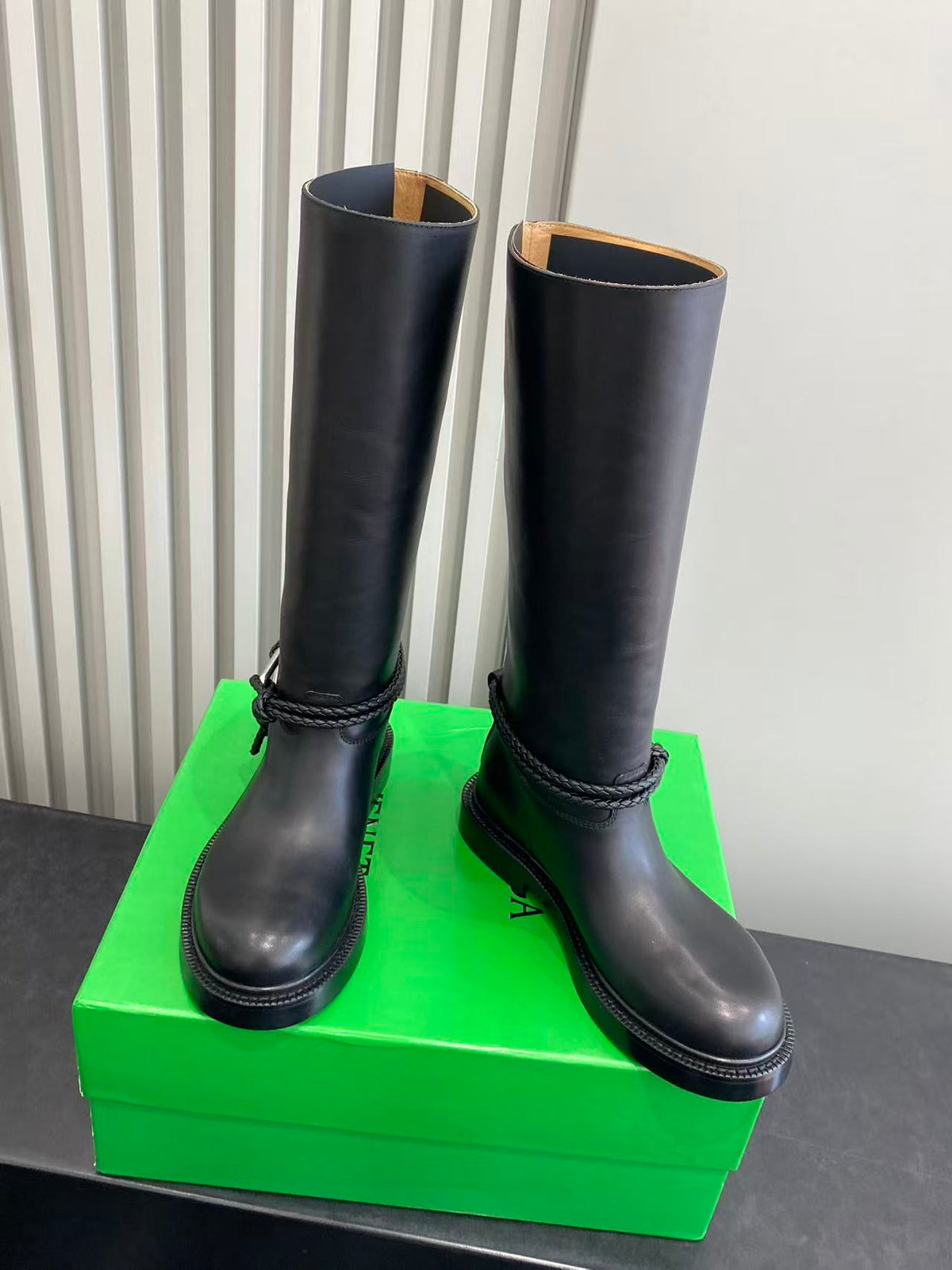 Bottega Veneta Black & Green Boots EU 35-42 Edition 3 - detail image 5