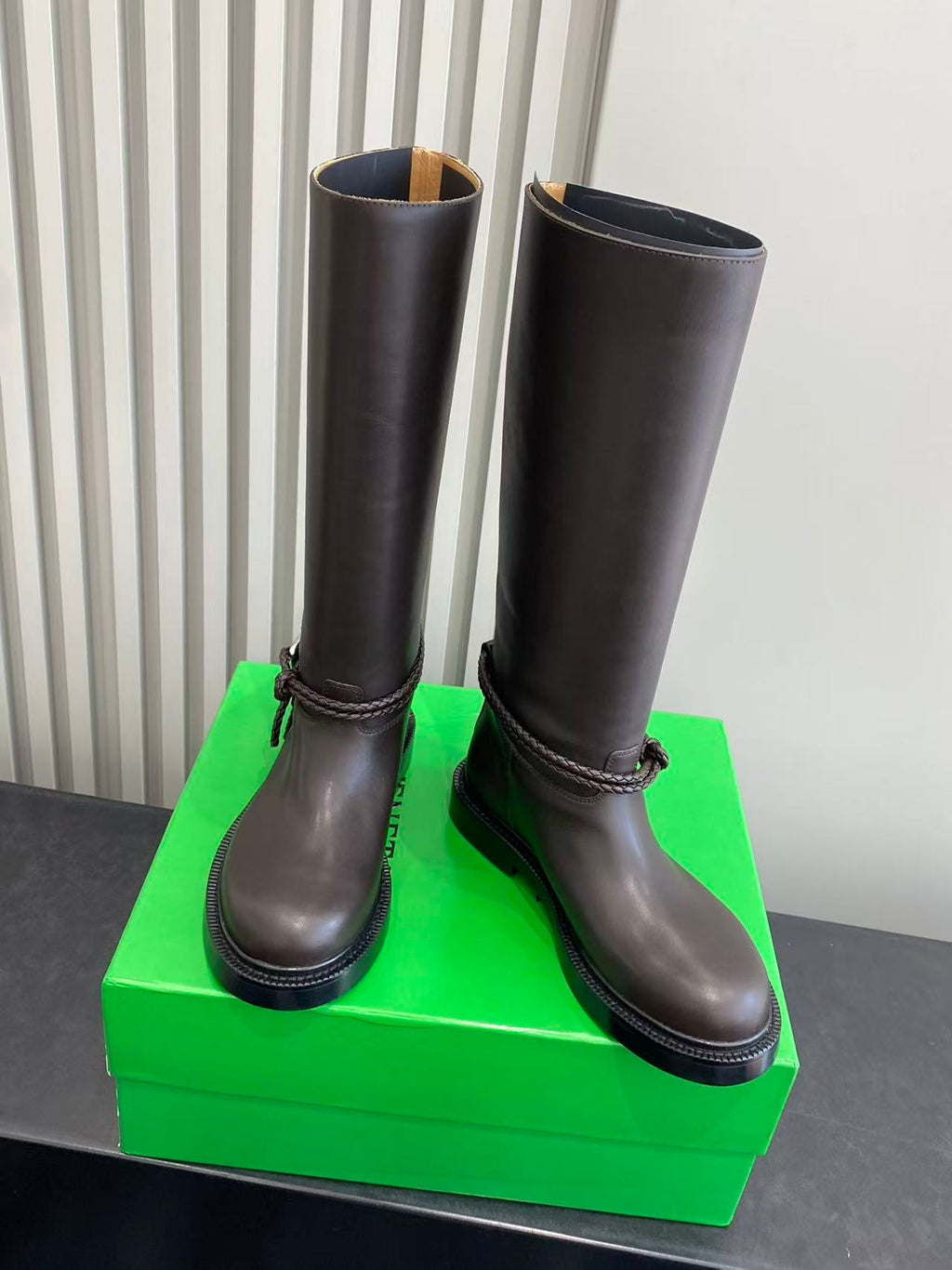 Bottega Veneta Black & Green Designer Shoes EU 35-42 Edition 11 - detail image 5