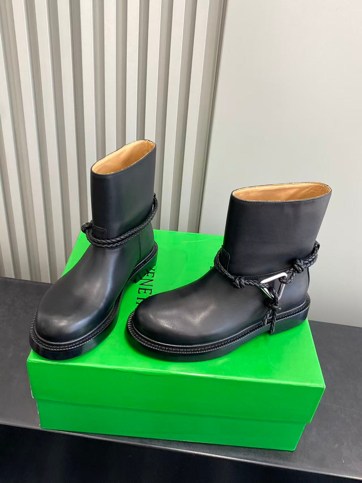 Bottega Veneta Black & Green Boots EU 35-42 Edition 2 - detail image 7
