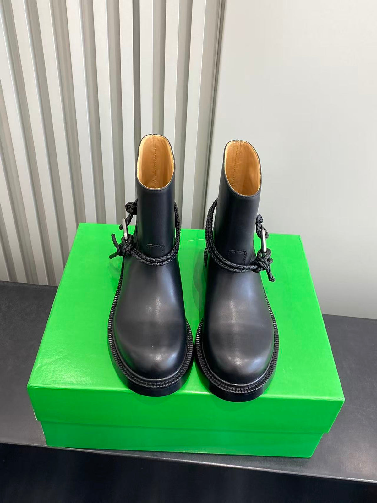 Bottega Veneta Black & Green Boots EU 35-42 Edition 2 - detail image 2