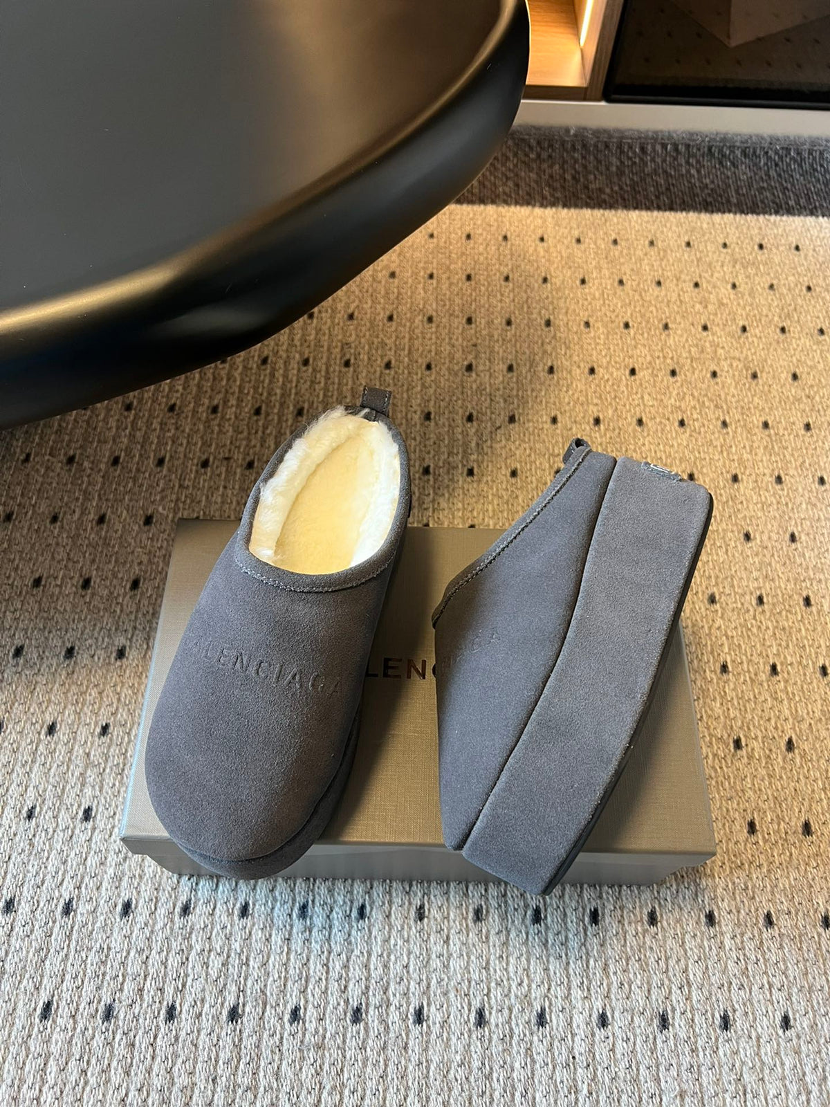 Balenciaga Black & Brown Slides EU 35-40 Edition 2 - detail image 3
