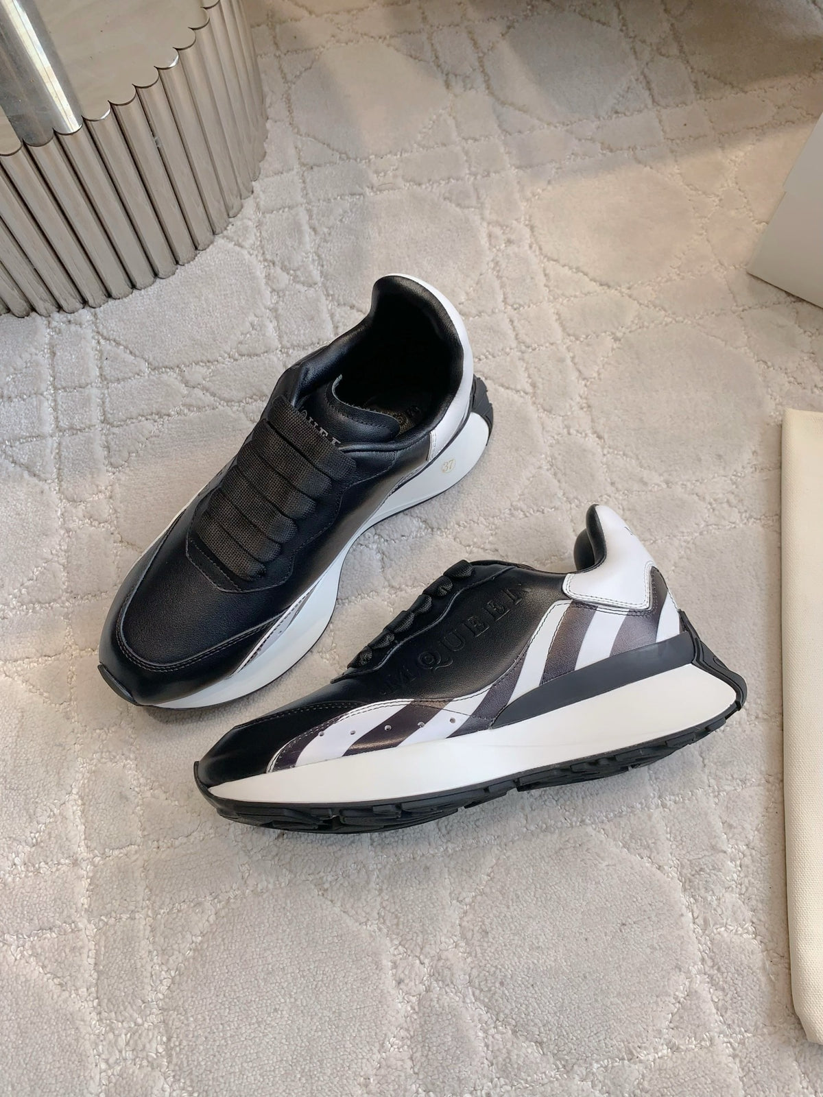 Alexander McQueen Black Sneakers EU 35-44 - detail image 4