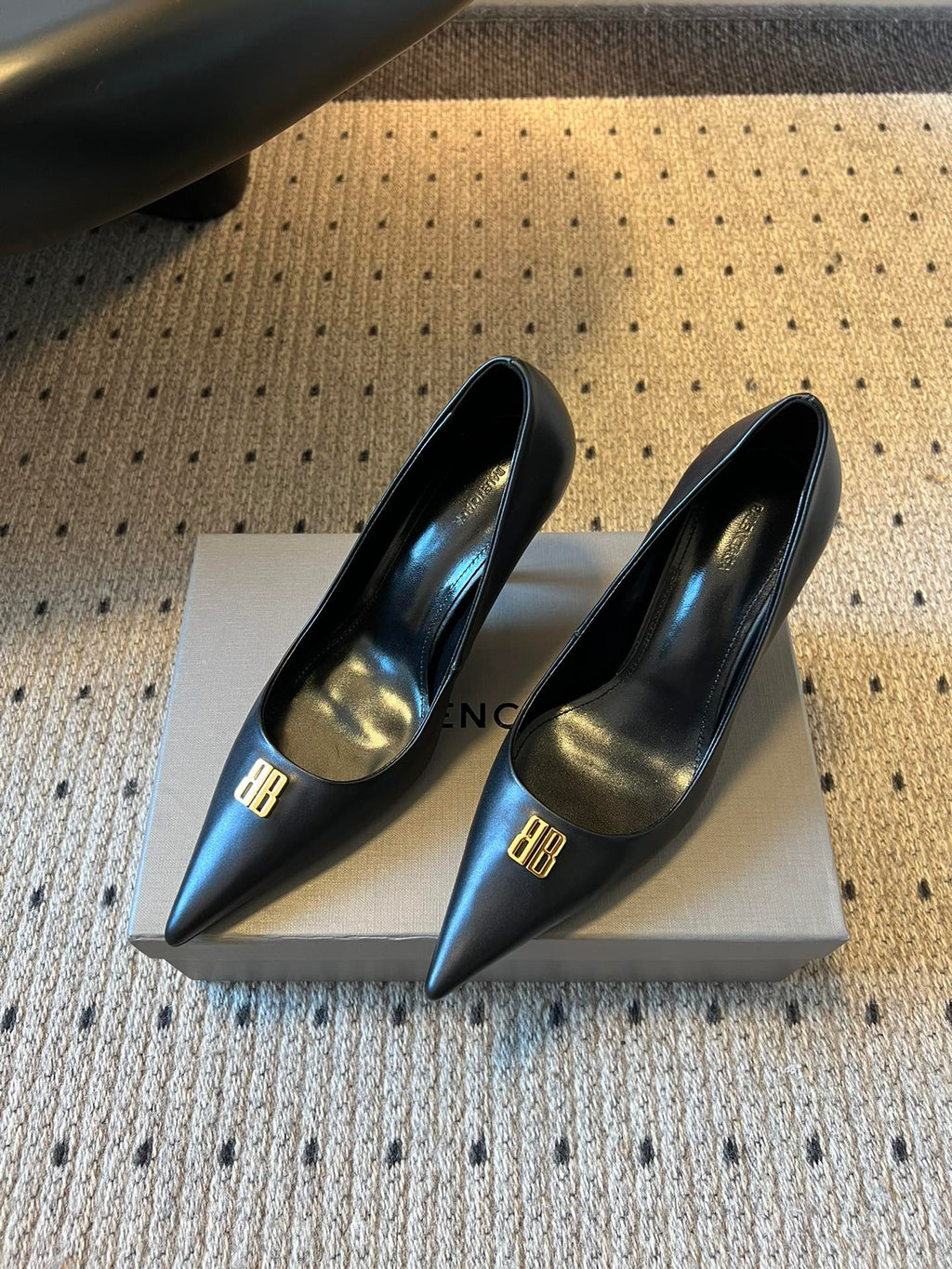 Balenciaga Black & Rose Gold Designer Shoes EU 35-41 - detail image 2