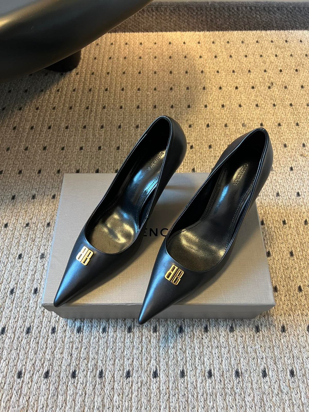 Balenciaga Black & Rose Gold Designer Shoes EU 35-41 - detail image 2