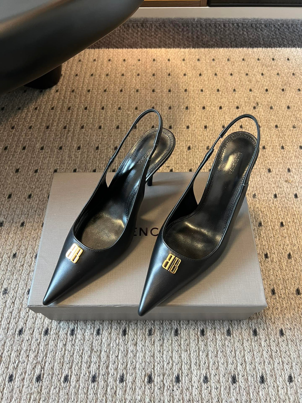 Balenciaga Black & Rose Gold Designer Shoes EU 35-41 Edition 2 - detail image 2