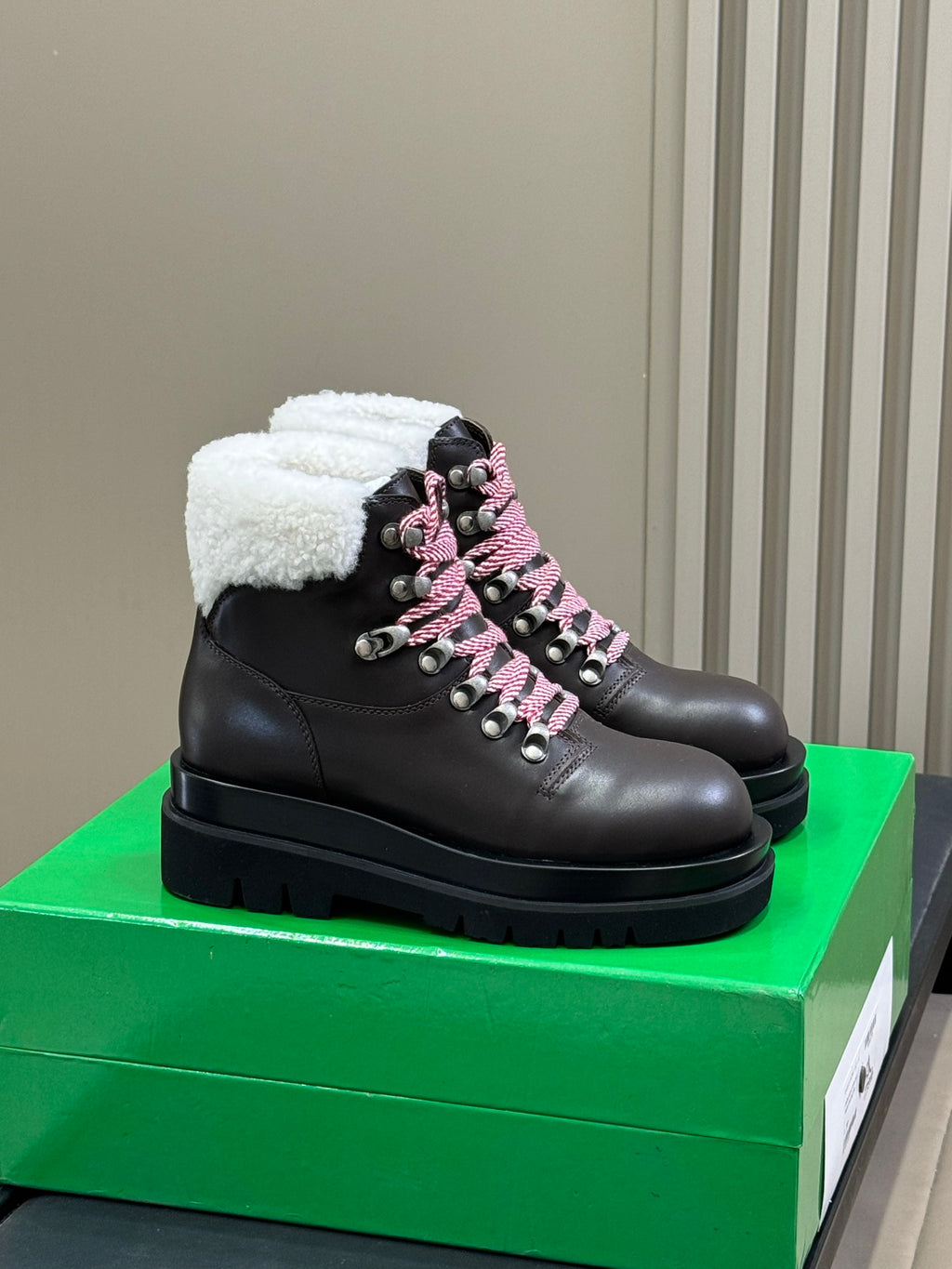 Bottega Veneta Black & Green Boots EU 35-41 Edition 4