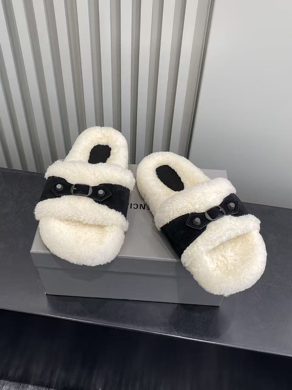 Balenciaga Black Slides EU 35-40 - detail image 5