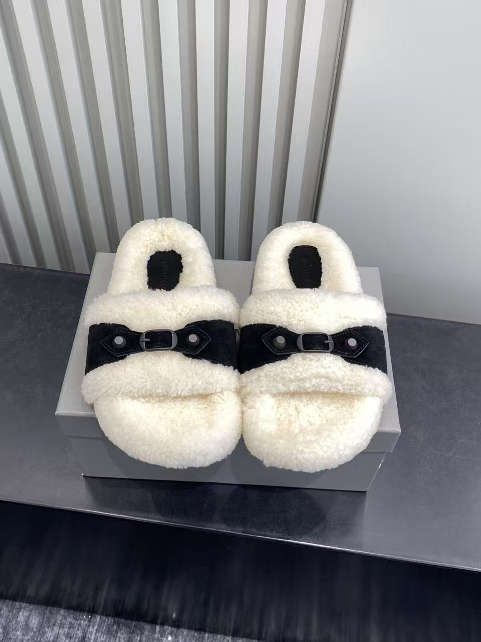 Balenciaga Black Slides EU 35-40 - detail image 2