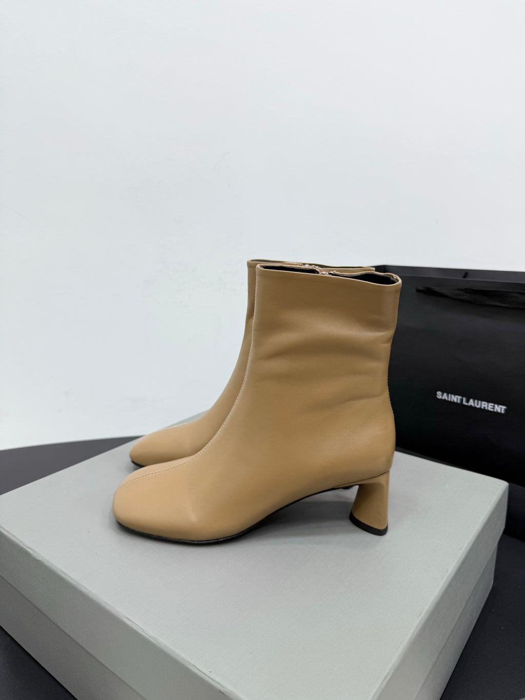 Balenciaga Black & Rose Gold Designer Shoes EU 35-41 Edition 7 - detail image 3