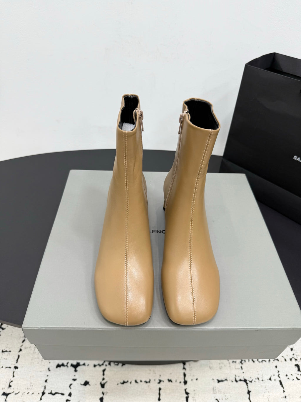 Balenciaga Black & Rose Gold Designer Shoes EU 35-41 Edition 7