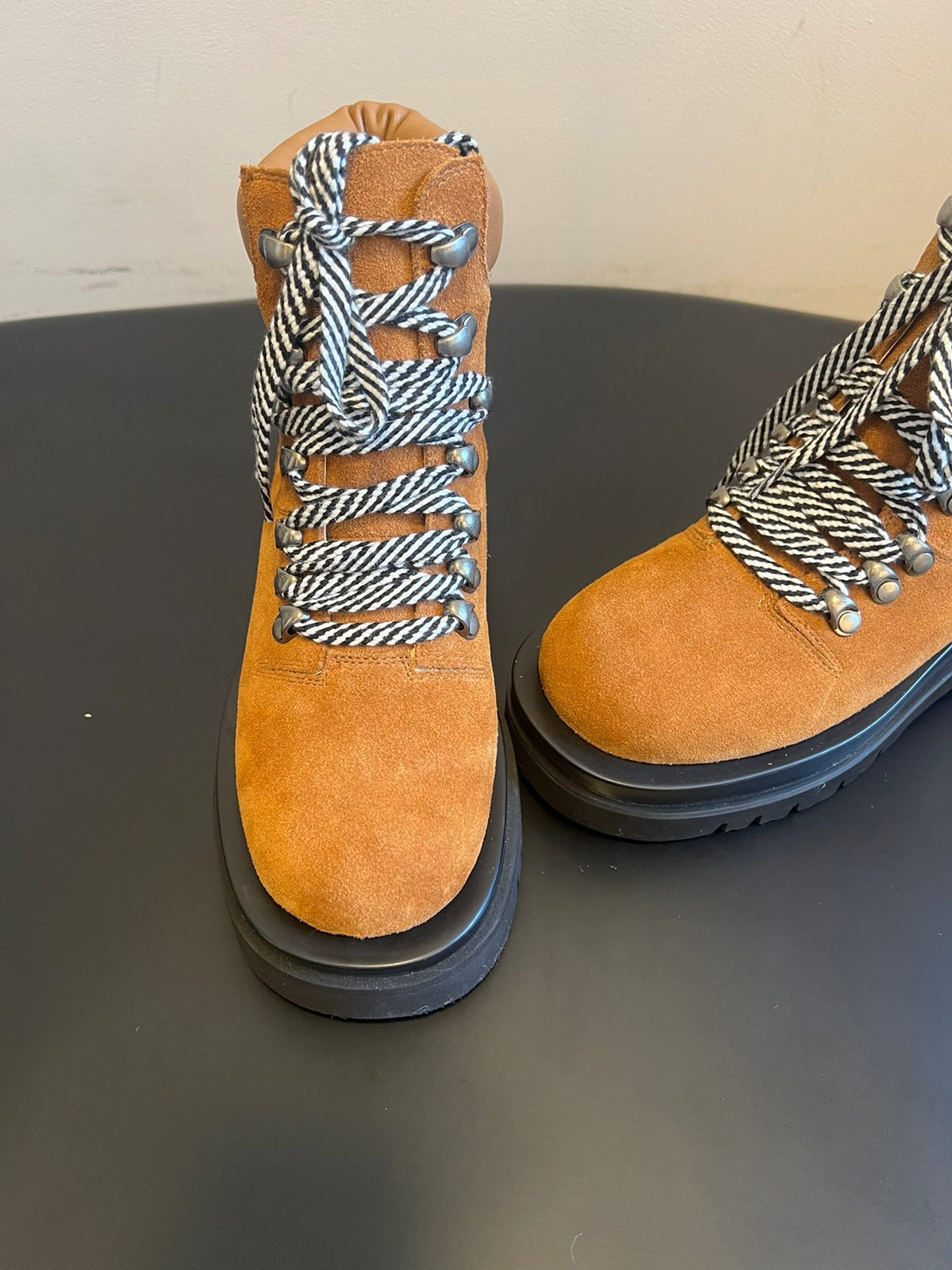 Bottega Veneta Black & Orange Boots EU 35-41 - detail image 3